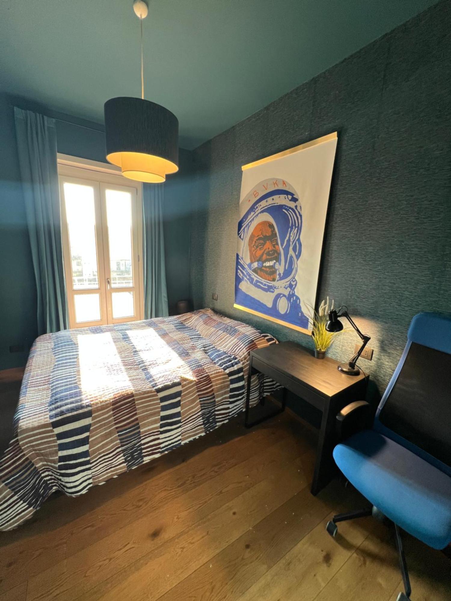 Room With Private Balcony On The Dora River 都灵 外观 照片